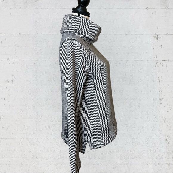 J. Crew Factory Long Sleeve Funnel Neck Pullover Herringbone Fleece Lined Size M - Picture 6 of 14